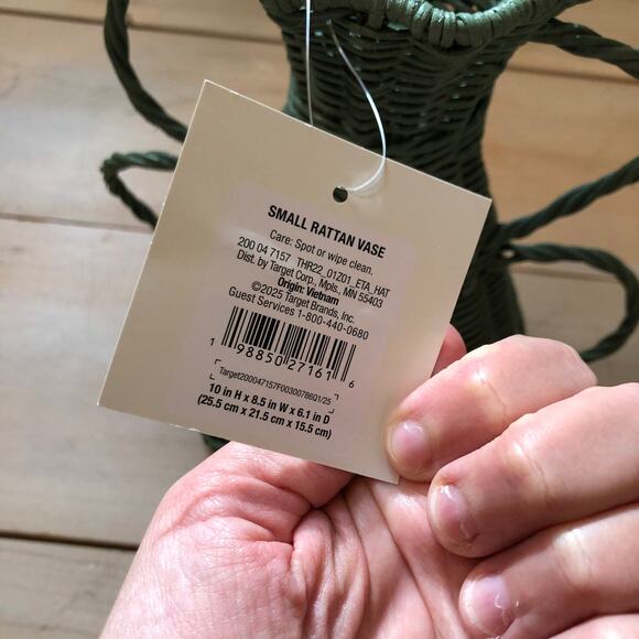 Threshold NWT Coastal Small Rattan Vase Green - Picture 7 of 11